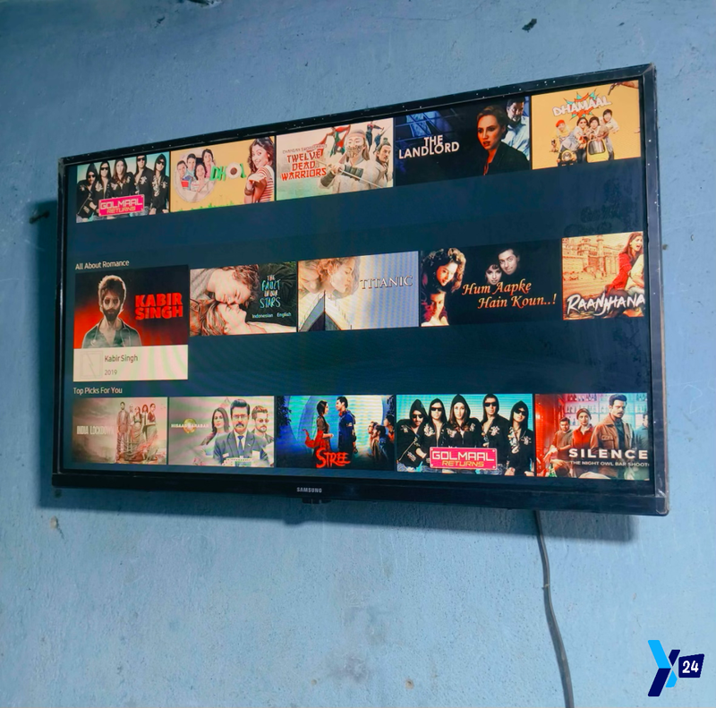 Haier 32 inch smart LED TV