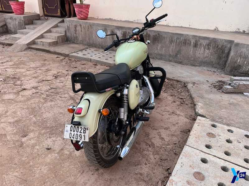 Jawa 42 Dual Disc ABS