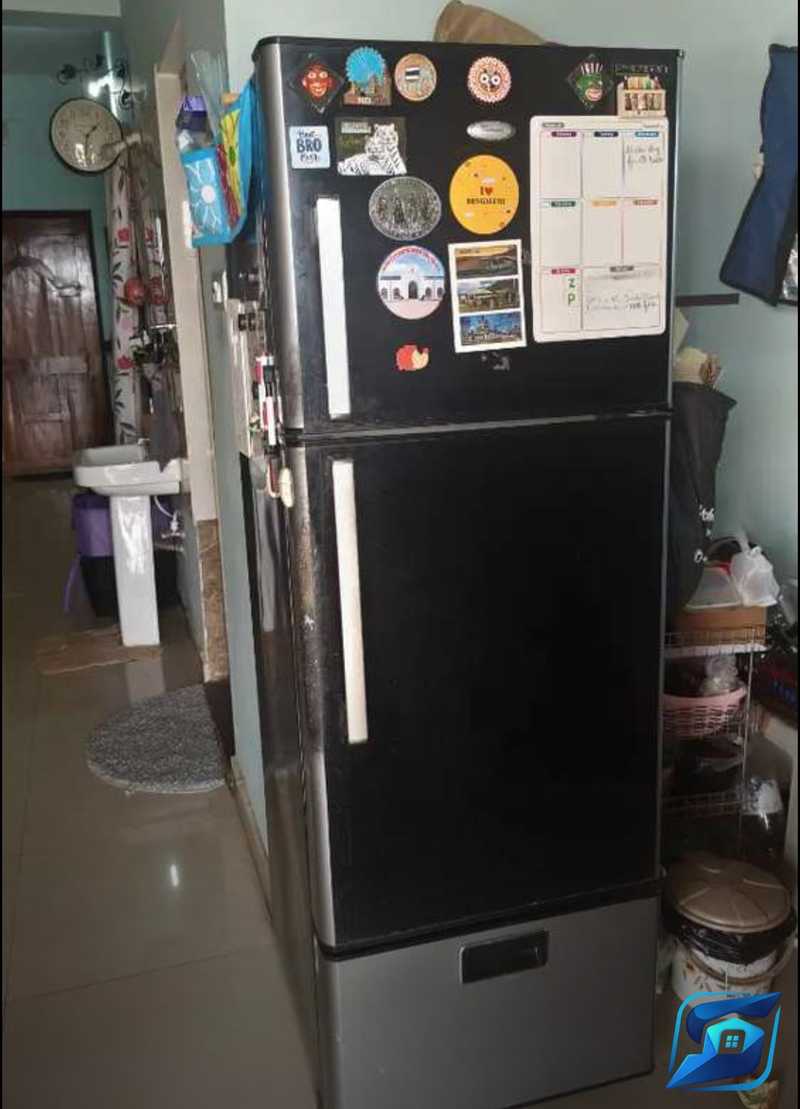 Fridge for sell